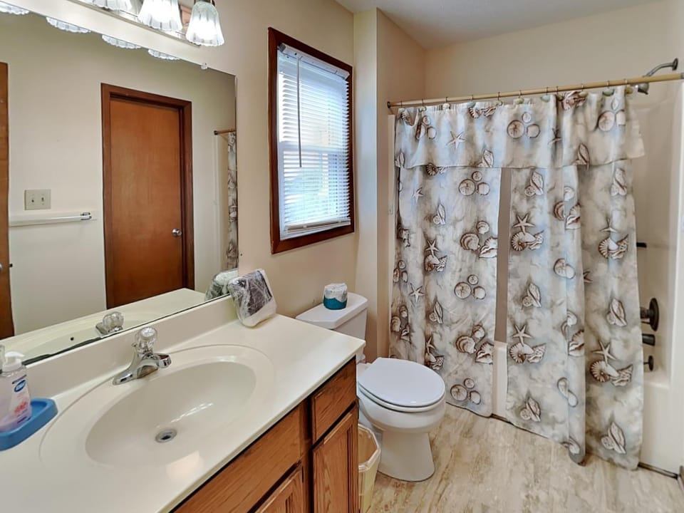 Hoff 1 House in Topsail Beach