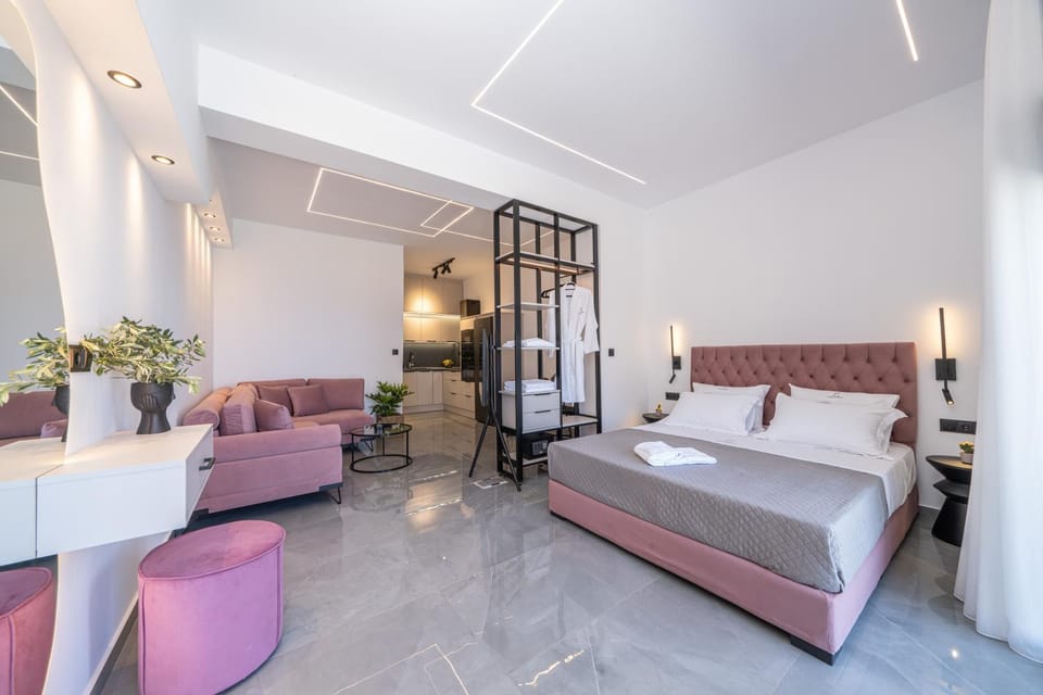 Living room, Bedroom