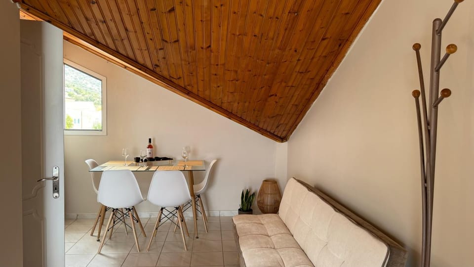 Sea Side Studios Apartment in Agia Effimia