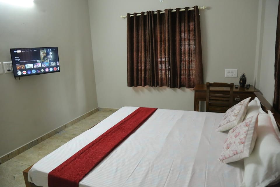 NR HEAVENZ Near Rajagiri Hospital Apartment in Kochi