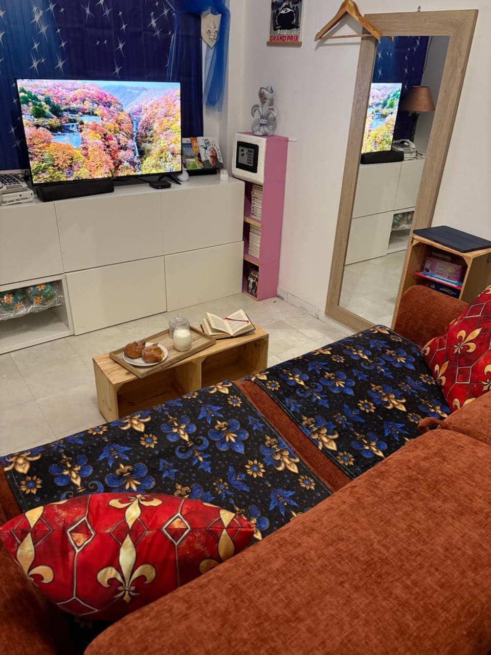 TV and multimedia, Living room