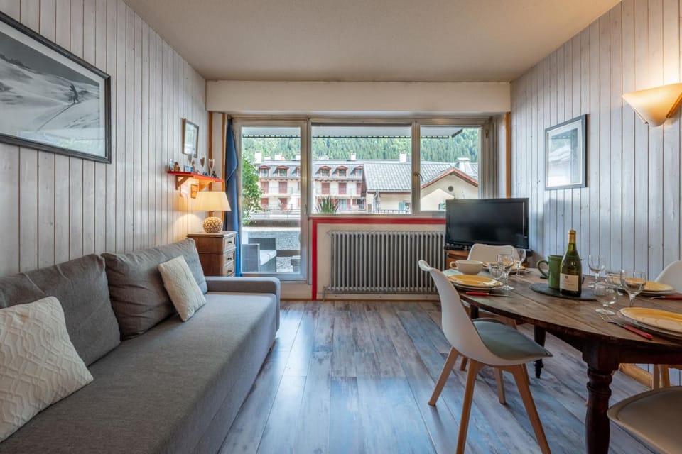 In the center of Chamonix with views of Mont Blanc Apartment in Chamonix