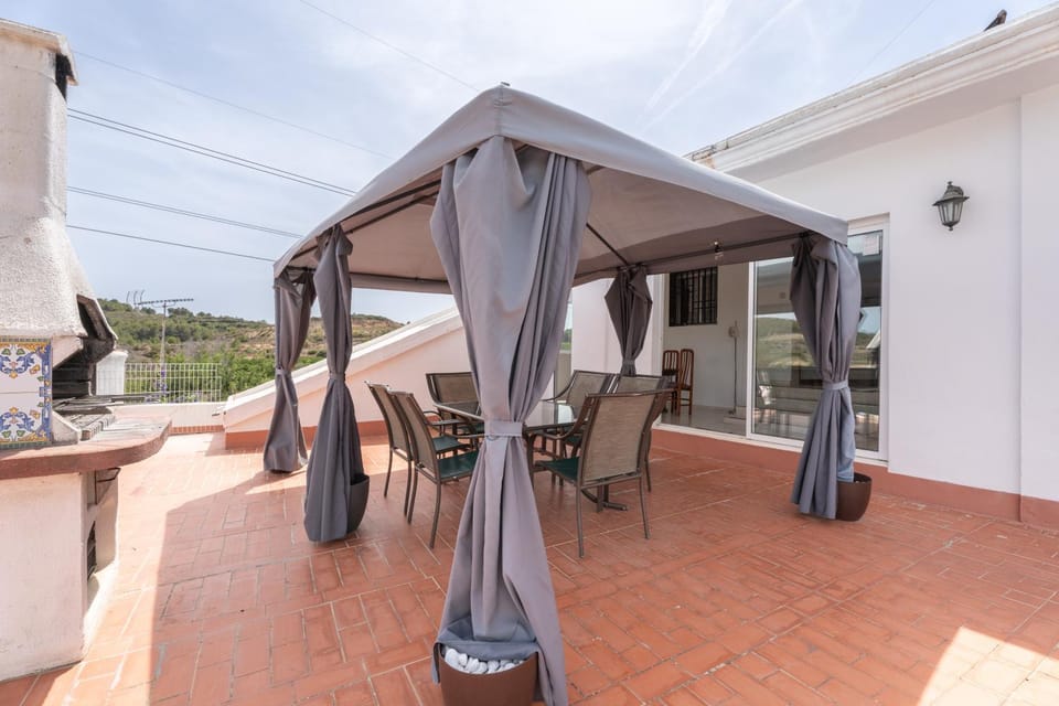Property building, Living room, Bedroom