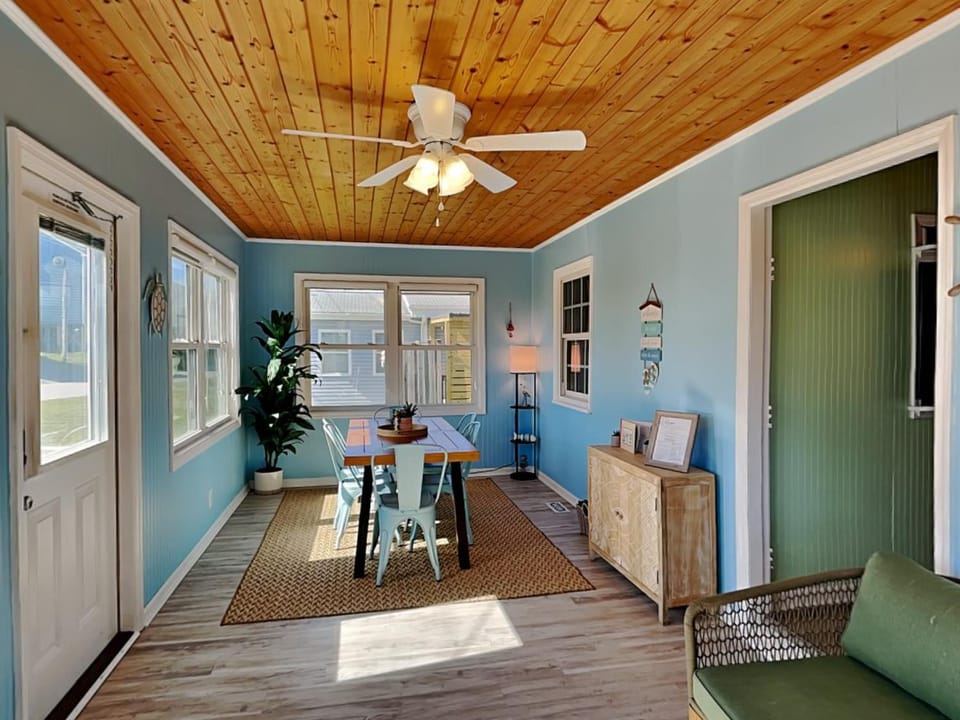 Just Sandy House in Surf City