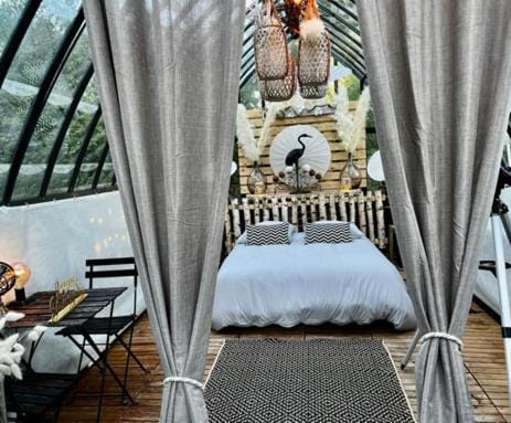 Bed, View (from property/room), Bedroom