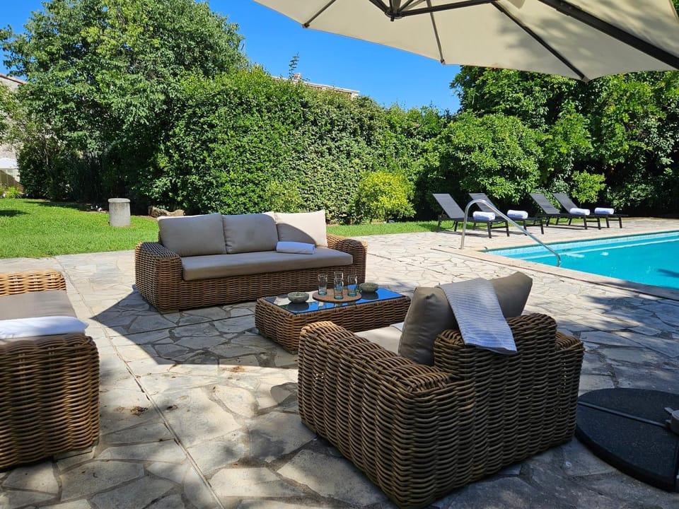 Patio, Natural landscape, Garden, Living room, Garden view, Pool view, sunbed