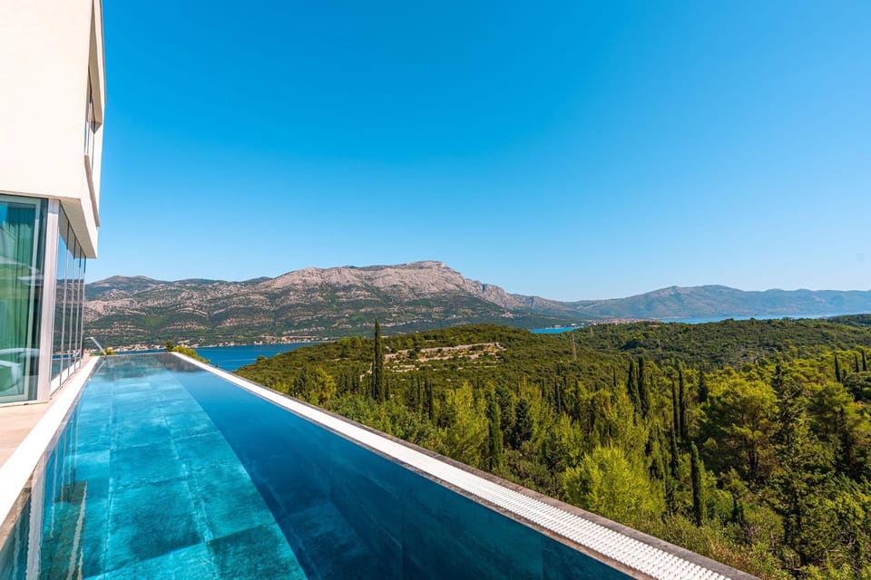 Natural landscape, Mountain view, Sea view, Swimming pool
