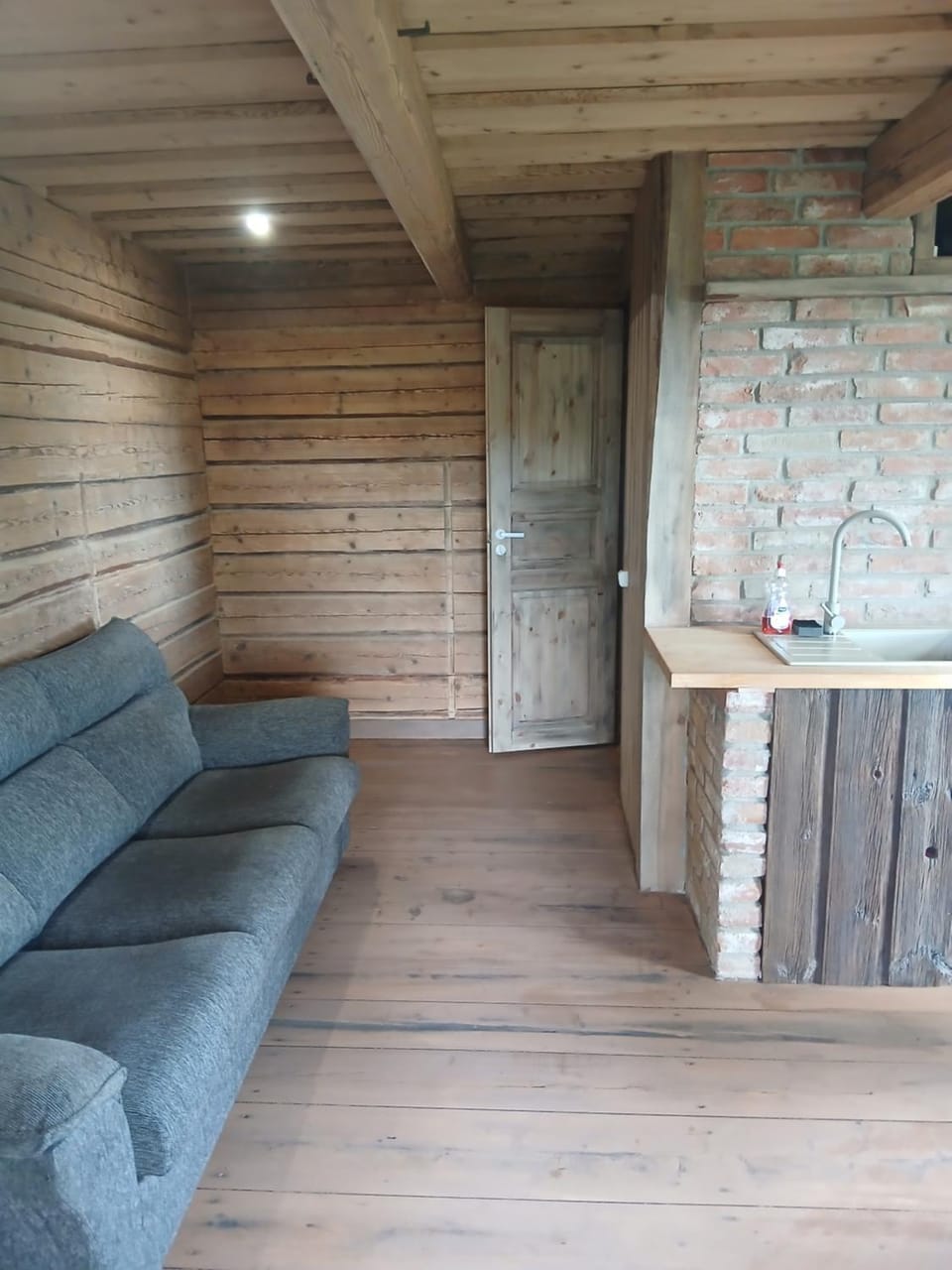Arakaoja Puhkemaja küblustünniga Chalet in Estonia