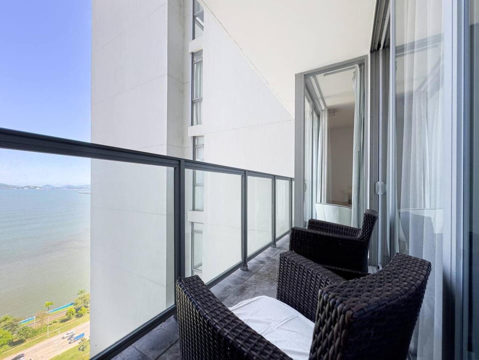 Cozy Oceanview 26th Fl YOO Balboa Av Free Parking Apartment in Panama City, Panama