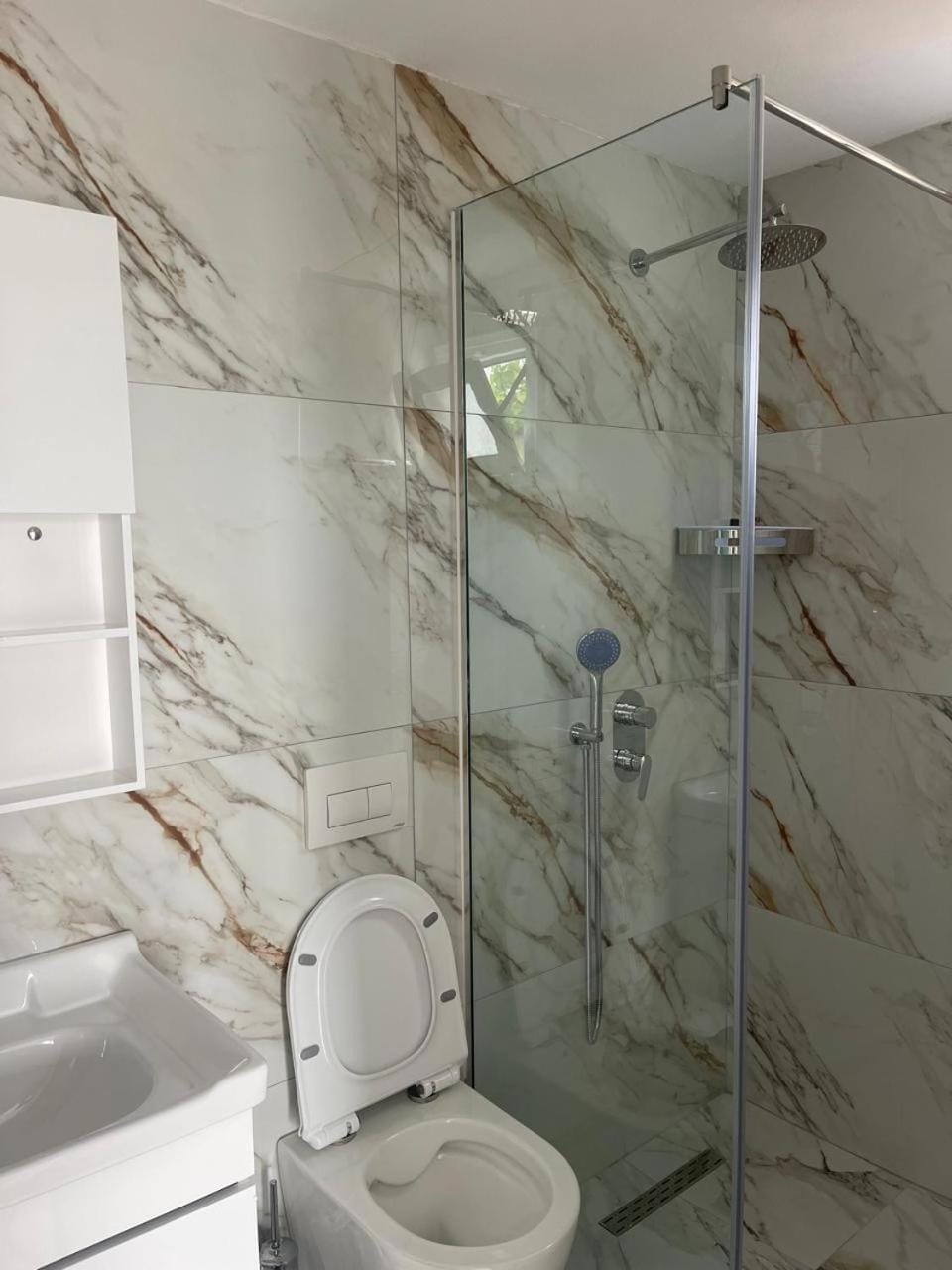 Shower, Toilet, Bathroom