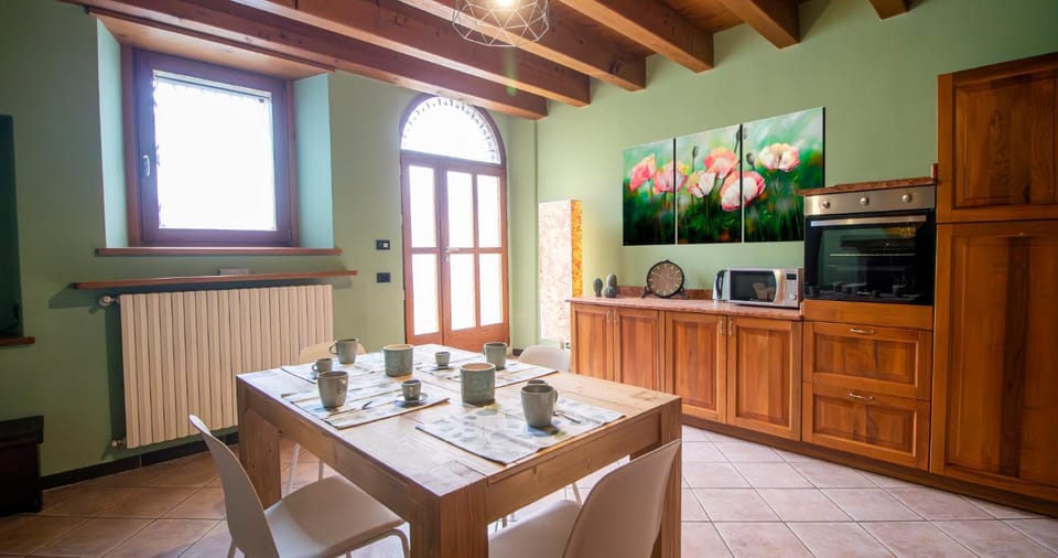 BOSSEMA 8 Home House in Lake Garda