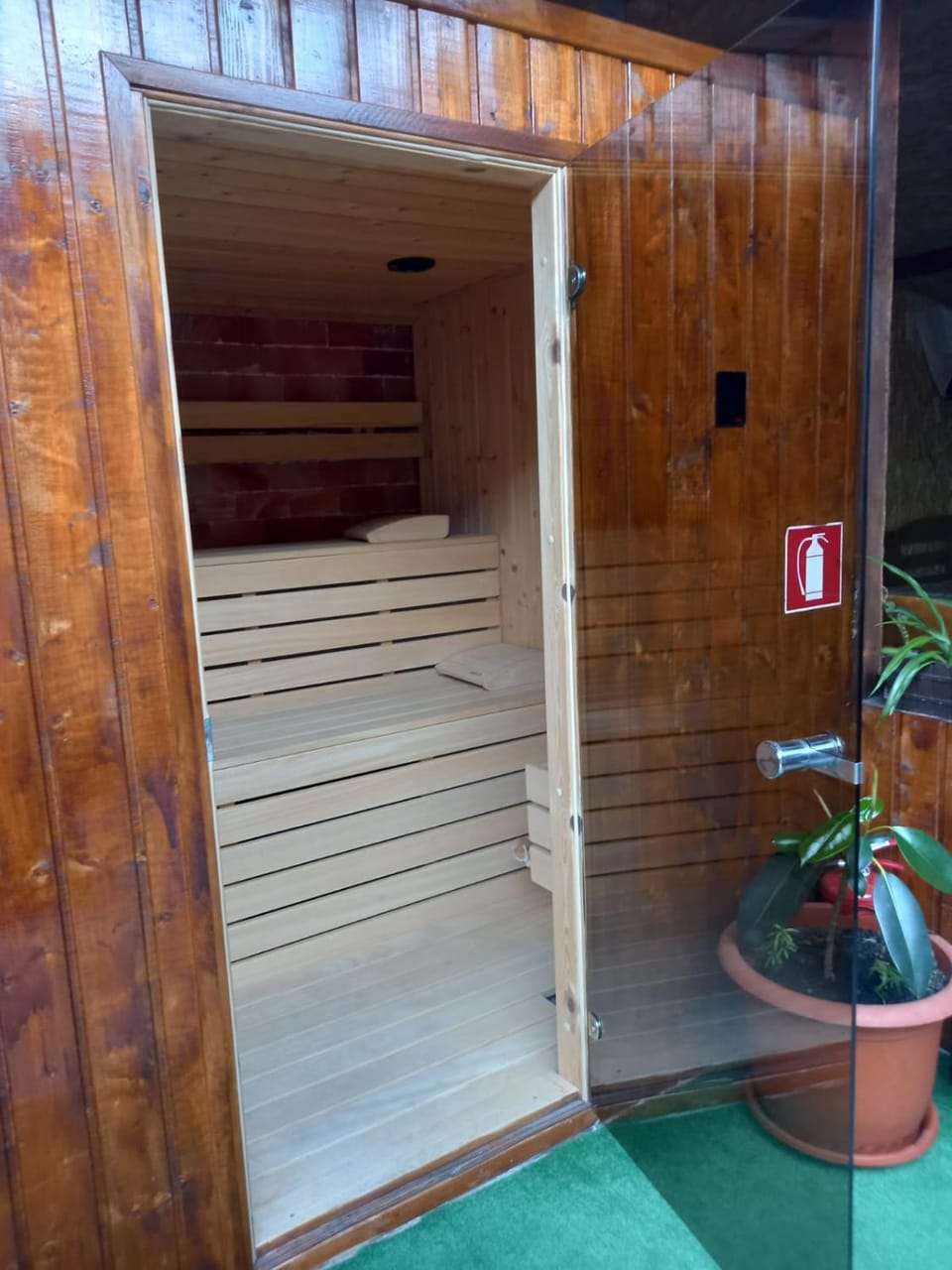 Casa Tulceanu Bed and Breakfast in Romania