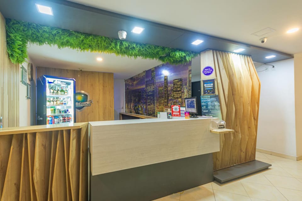 Lobby or reception, Lobby or reception