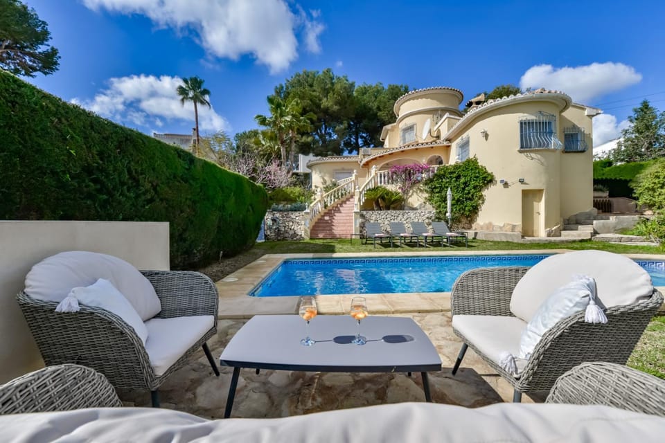 Property building, Seating area, Swimming pool, sunbed