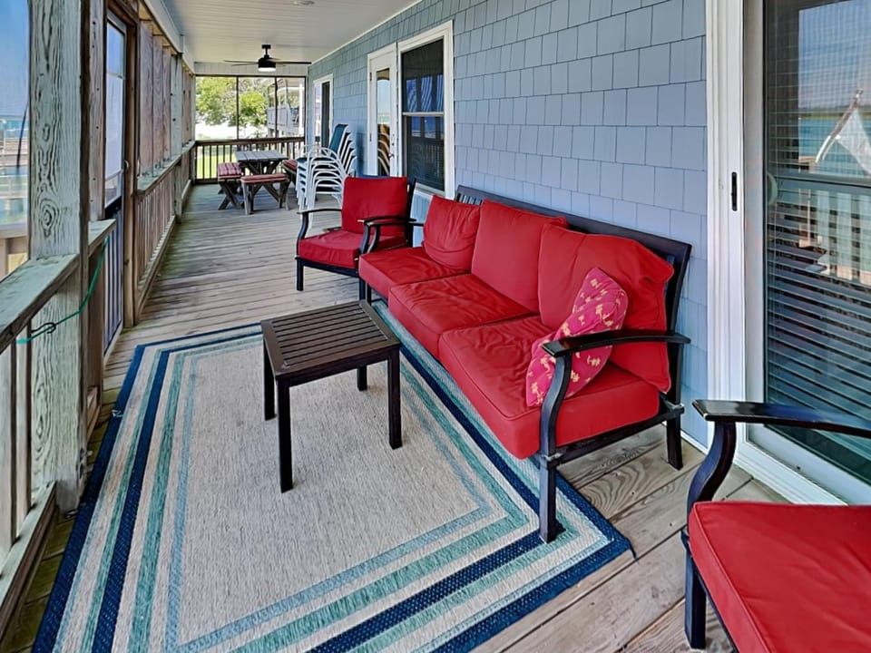 Patio, Balcony/Terrace, Seating area, Sea view, furniture