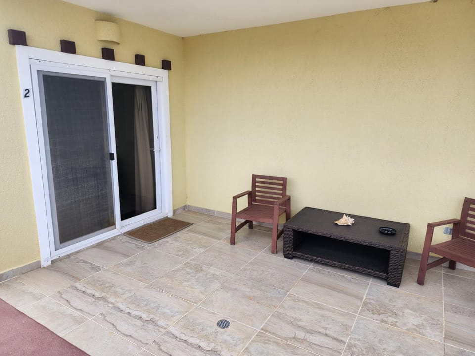 Patio, Day, Seating area