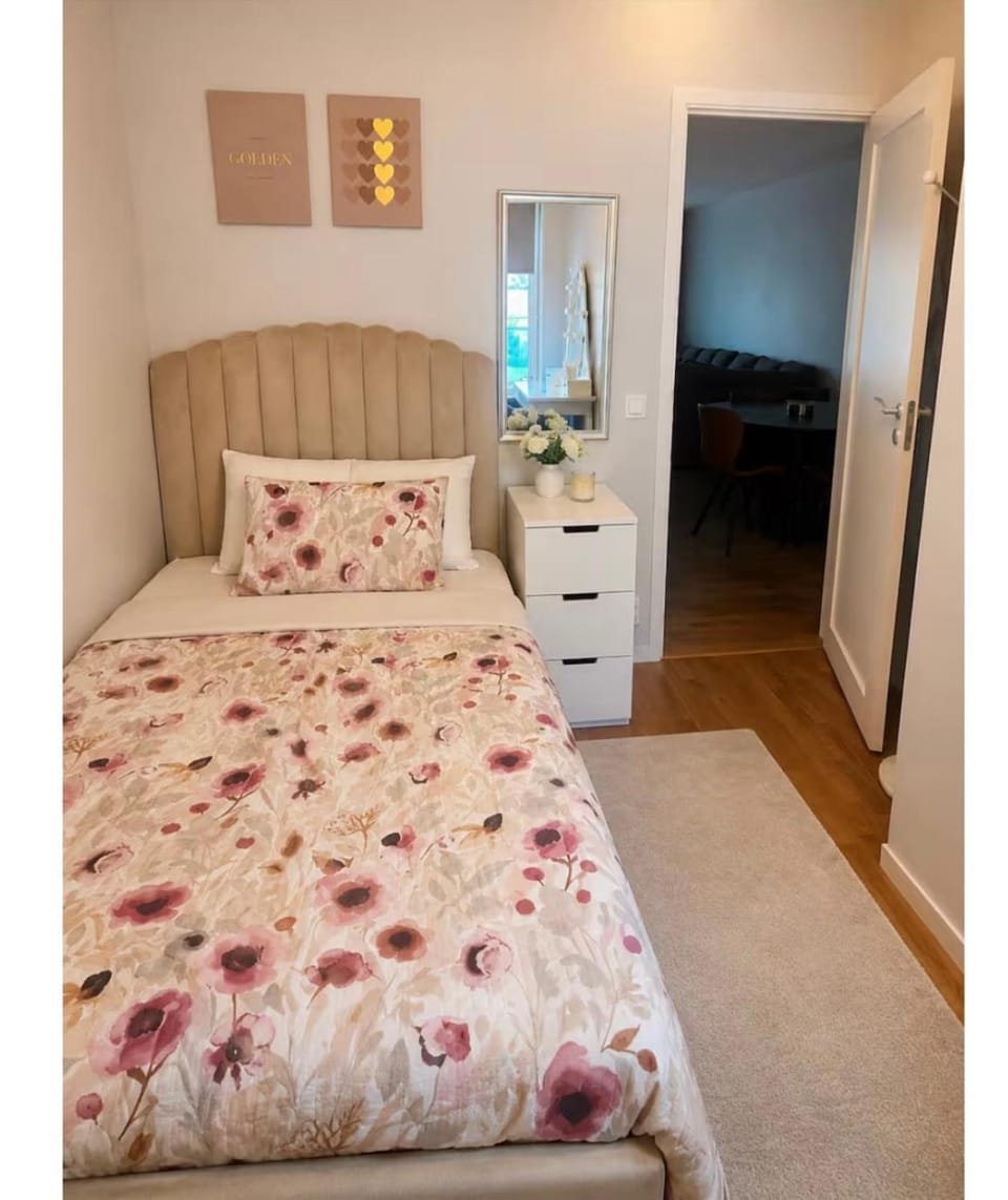 Apartment in Hyllie Emporia, free parking Apartment in Malmo