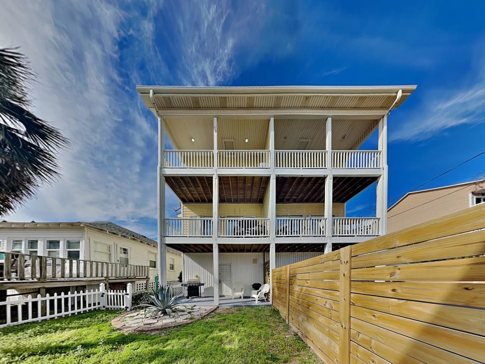 Lucky Ducky House in Carolina Beach
