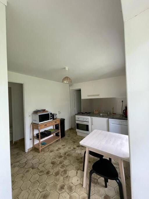 Charmant gîte entre Caen et la mer Apartment in Normandy