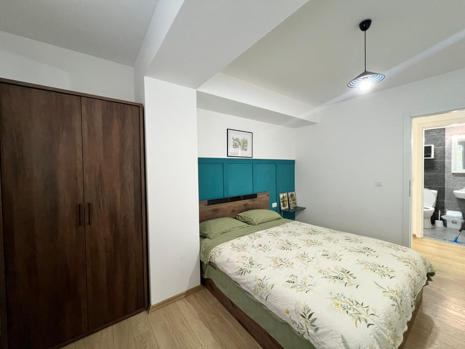 Bed, Photo of the whole room, Bedroom, wardrobe