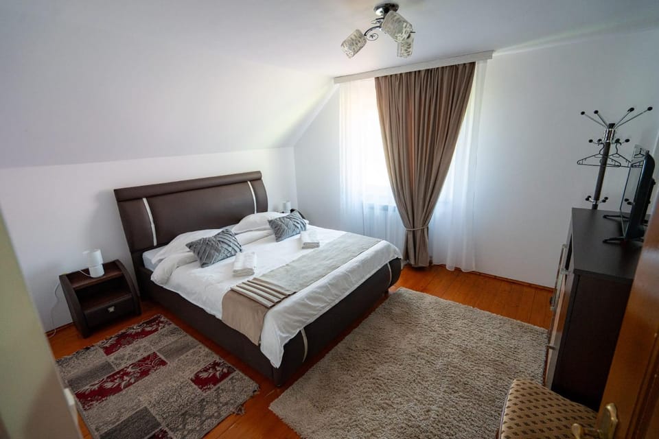 Casa Ursuleasa Nature lodge in Romania