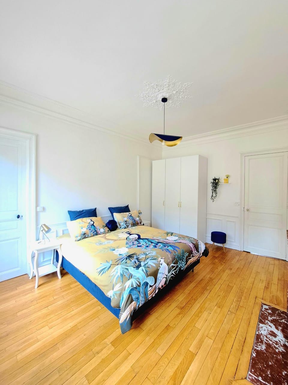 Bed, Bedroom, wardrobe