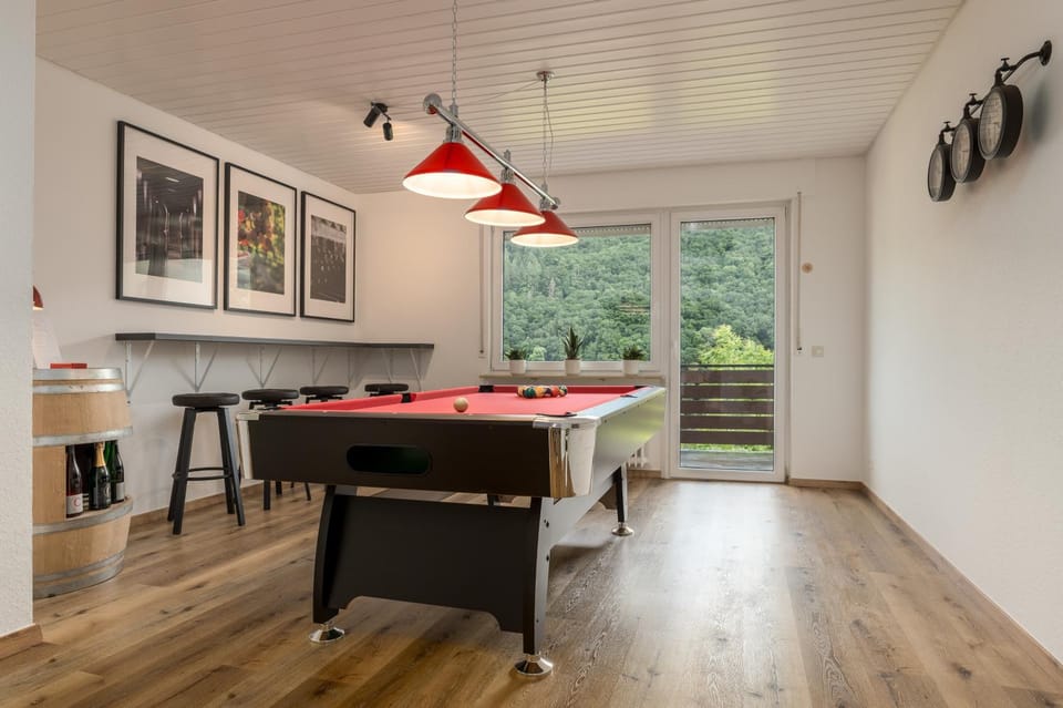 Billiard, Game Room, Game Room, Lounge or bar