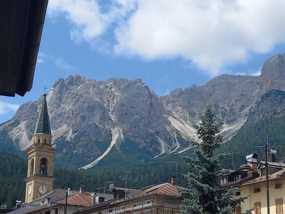 Day, Natural landscape, Mountain view