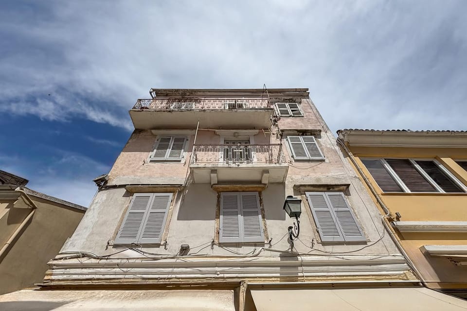 Property building, Day