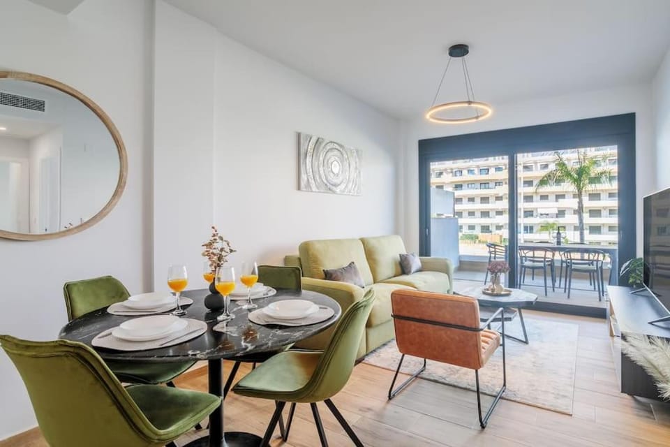 Living room, Seating area, Dining area