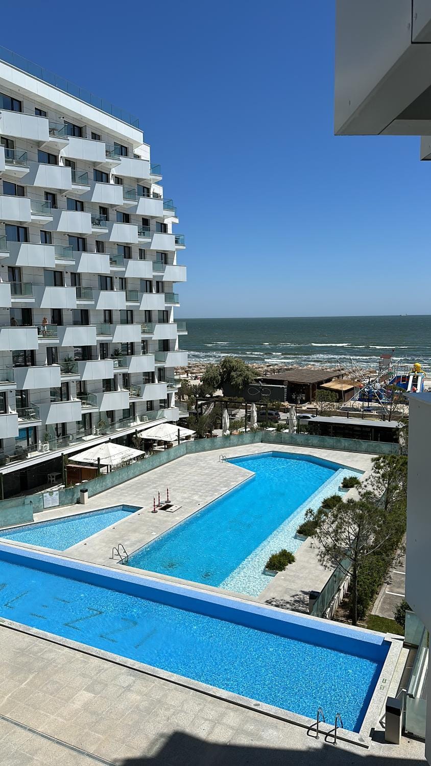 Black Cat Apartments - Infinity Resort & Spa Apartment in Constanța County