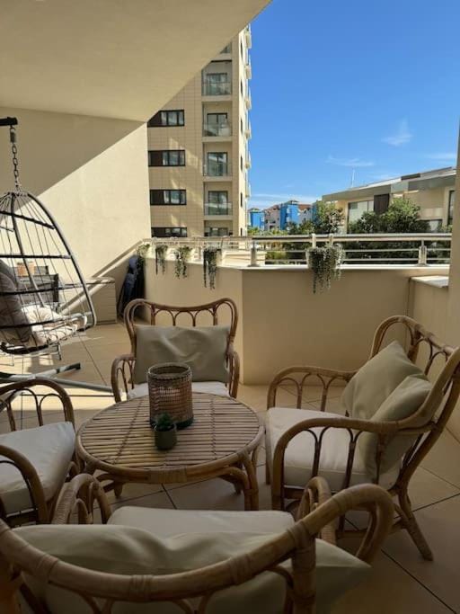 VV - Luxury 1 bed with Pool & Sea Views Apartment in Gibraltar