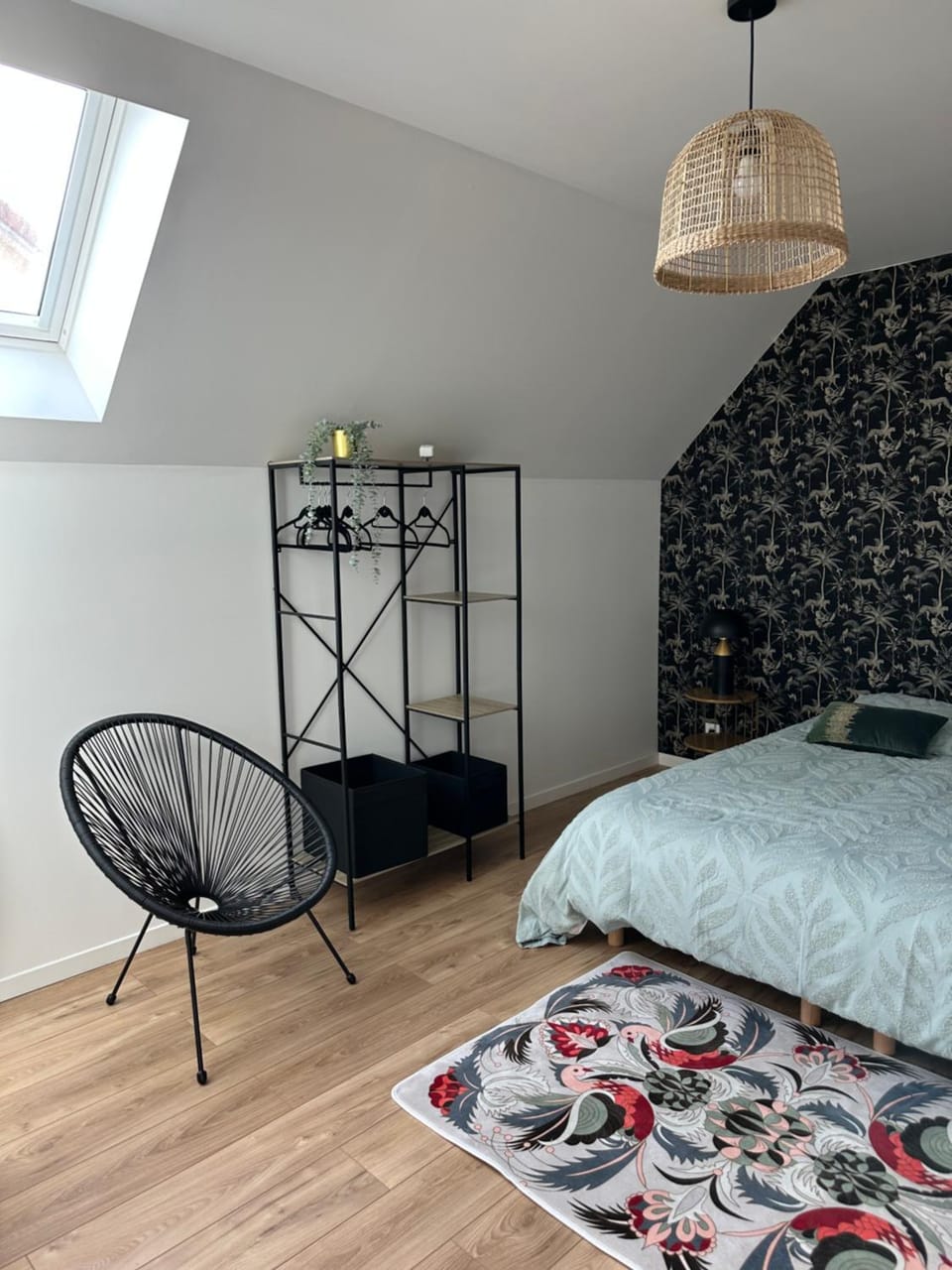 Photo of the whole room