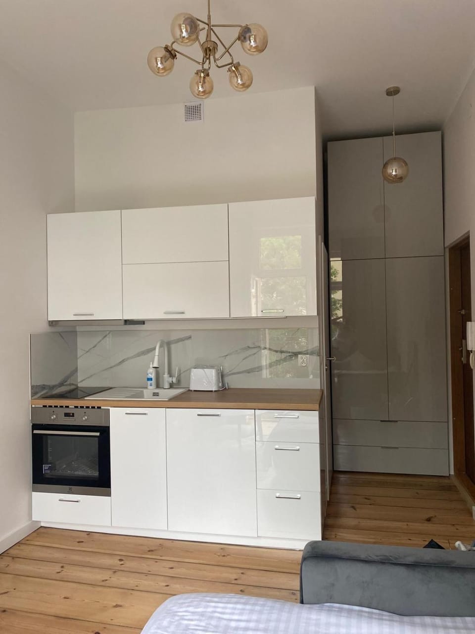 Kitchen or kitchenette, stove