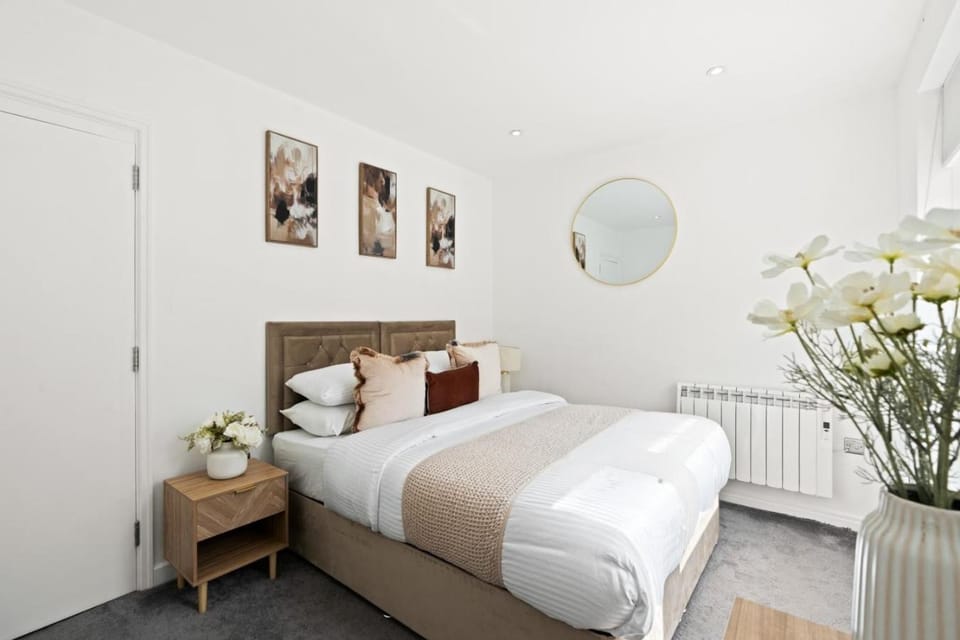 The Lanes Luxury - Sleeps 8 - 3 Bedroom - Central Apartment in Brighton