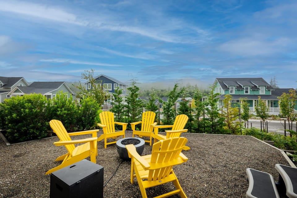 Good Day Sunshine by Seabrook Hospitality House in Seabrook