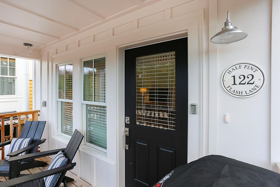 Half Pint by Seabrook Hospitality House in Seabrook