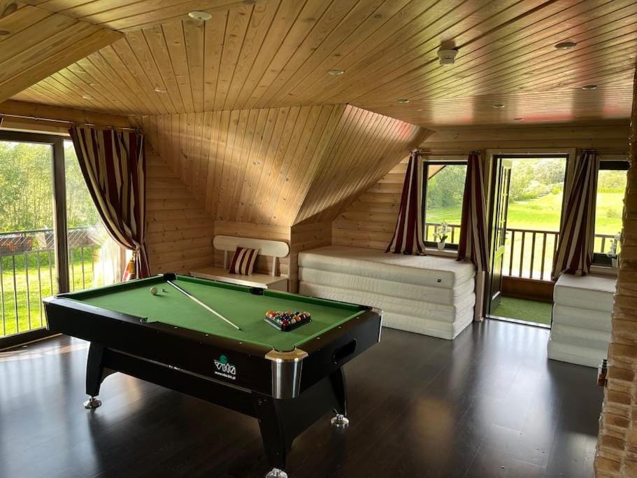 Druviņas - Peaceful Cabin by the Lake Cabin in Estonia
