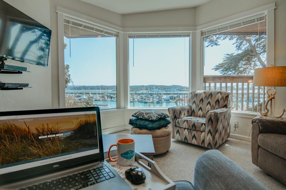 Historic Bay Front! Views of the Marina! Walk to Everything! Unit 1 House in Newport
