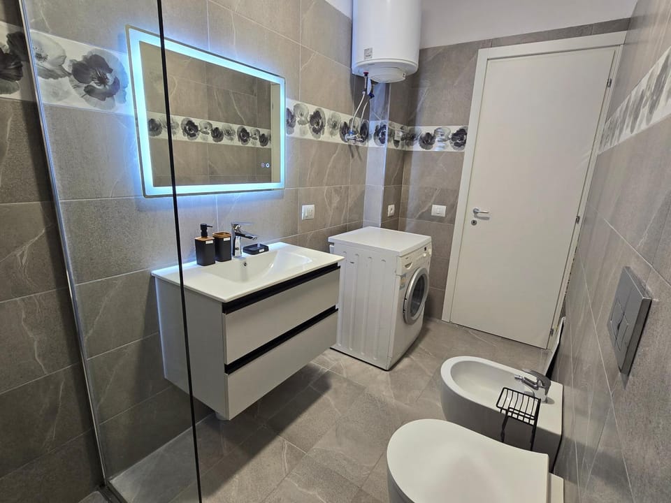 Shower, Toilet, Bathroom, bidet, washing machine