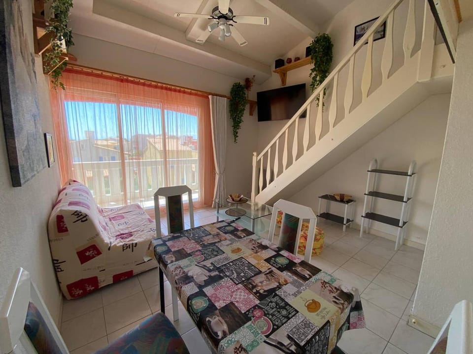 Studio Mezzanine 4 pers, Piscine, Port Barcarès - FR-1-81-617 Apartment in Le Barcarès