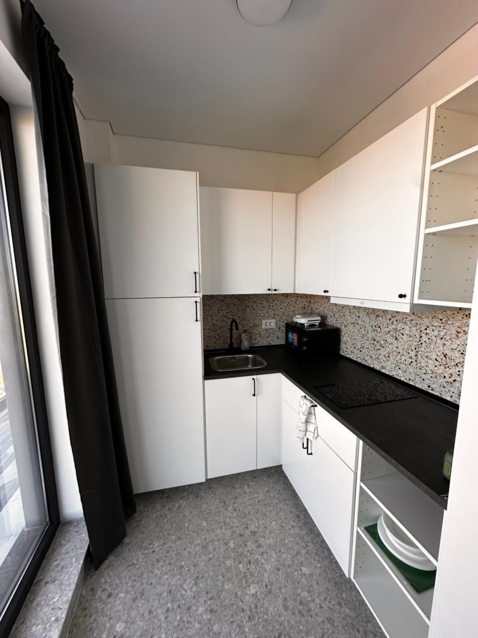 Bathroom, Kitchen or kitchenette, Kitchen or kitchenette