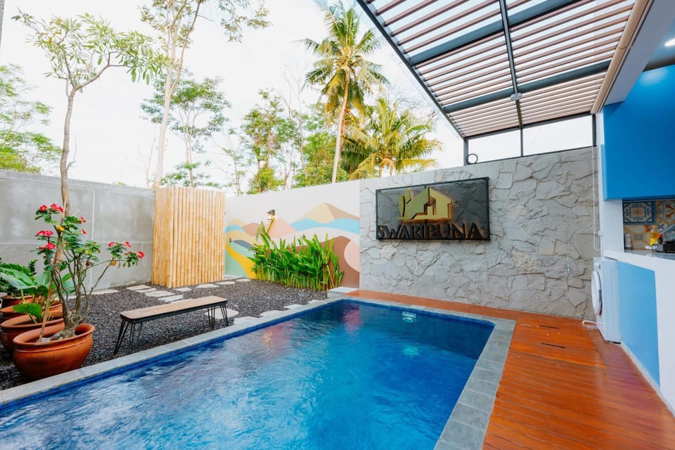 Day, Natural landscape, Garden view, Pool view, Swimming pool