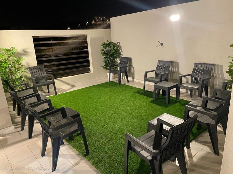 Patio, Seating area, City view, Mountain view, Quiet street view
