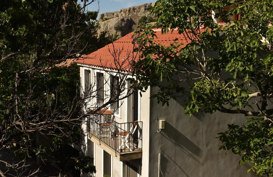 Property building, Balcony/Terrace