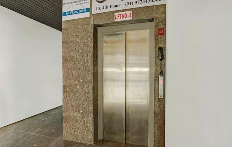 Hotel Welcome, VIP Road Vesu Hotel in Gujarat