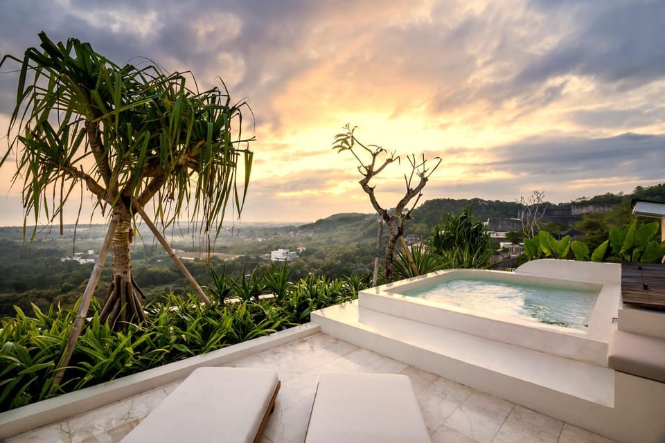 Natural landscape, Balcony/Terrace, Pool view