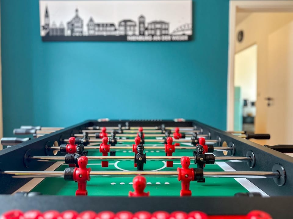 Game Room, Living room