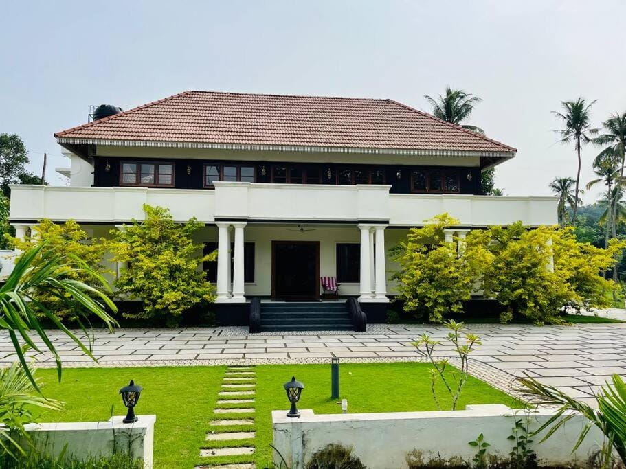 Property building, Natural landscape