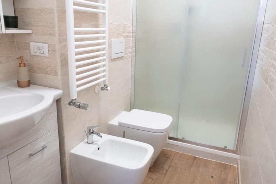Shower, Toilet, Bathroom, bidet